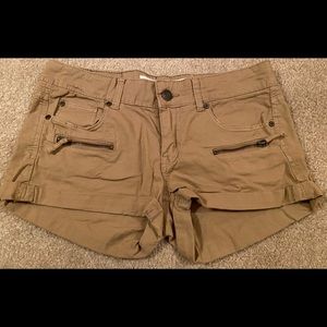 H&M brown cargo shorts size 6